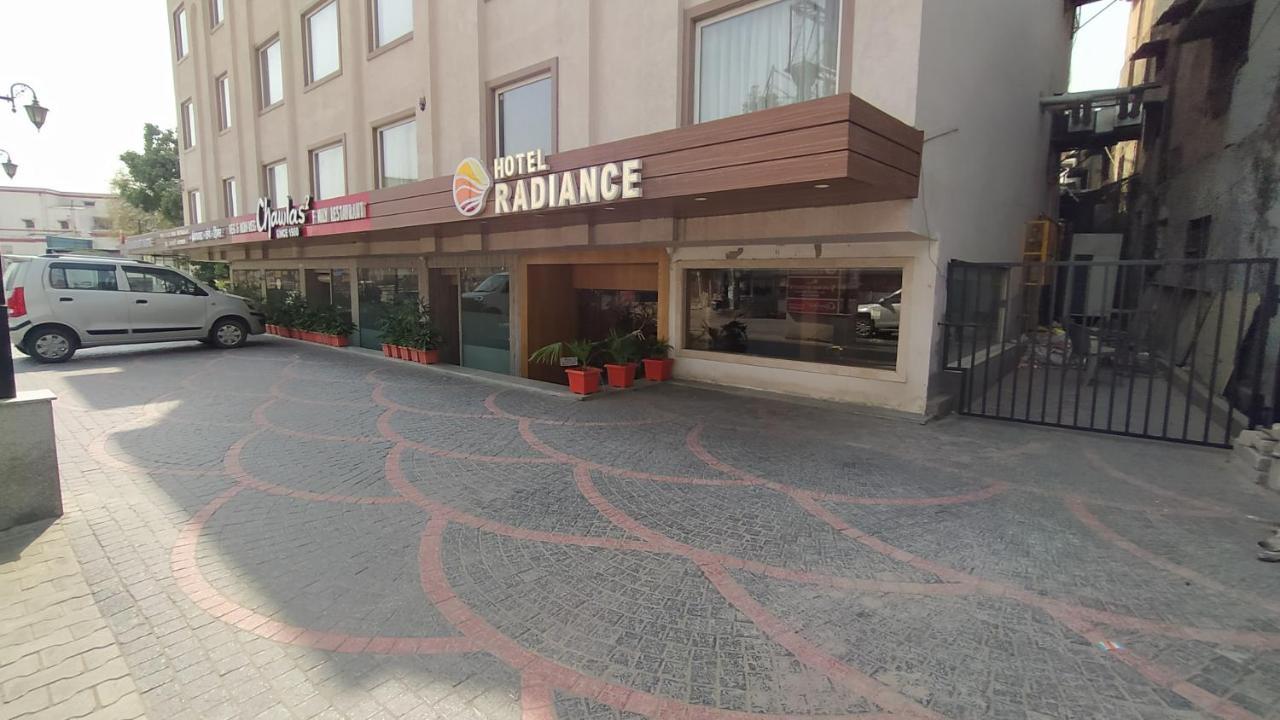 Hotel Radiance 바레일리 외부 사진