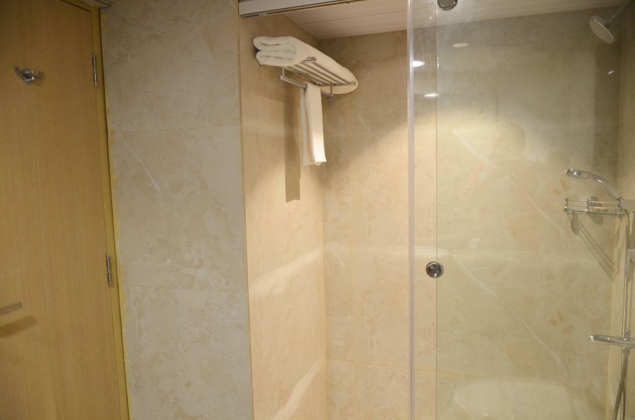 Hotel Radiance 바레일리 외부 사진